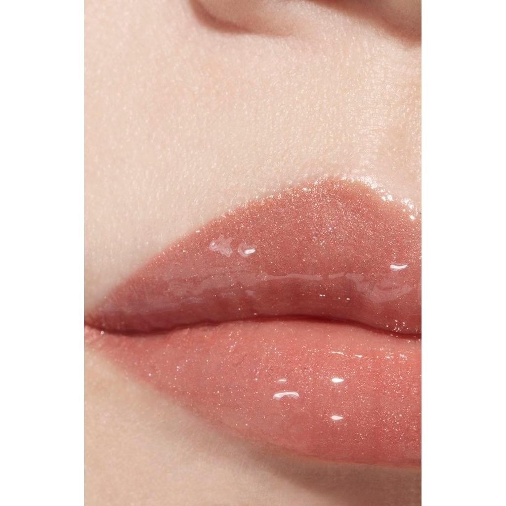 CHANEL GLOSS