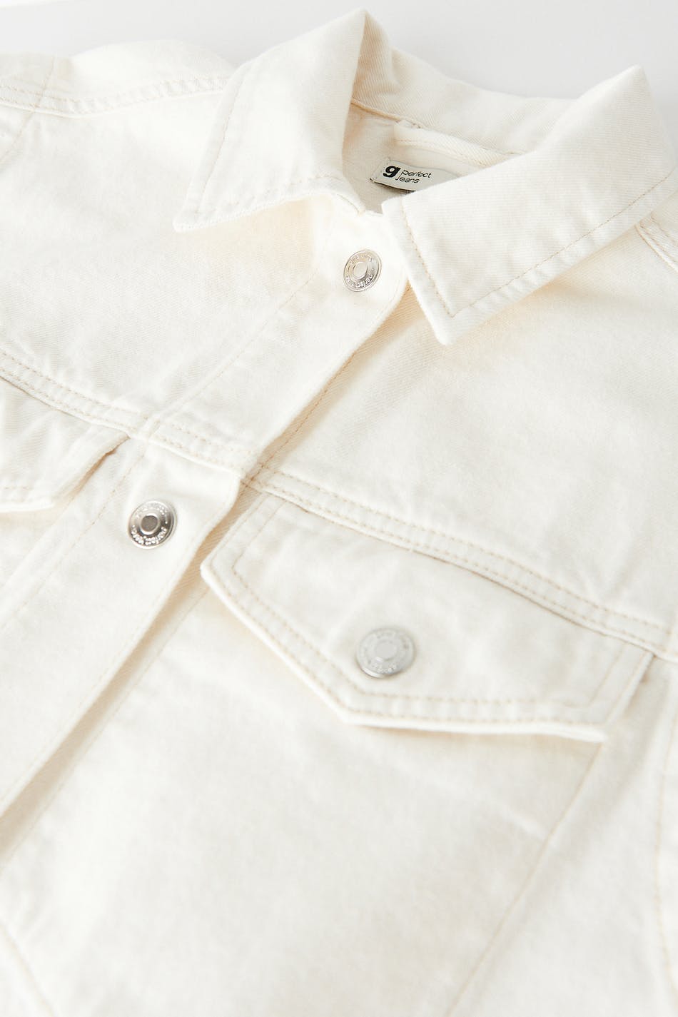 Oversize sleeveless shirt