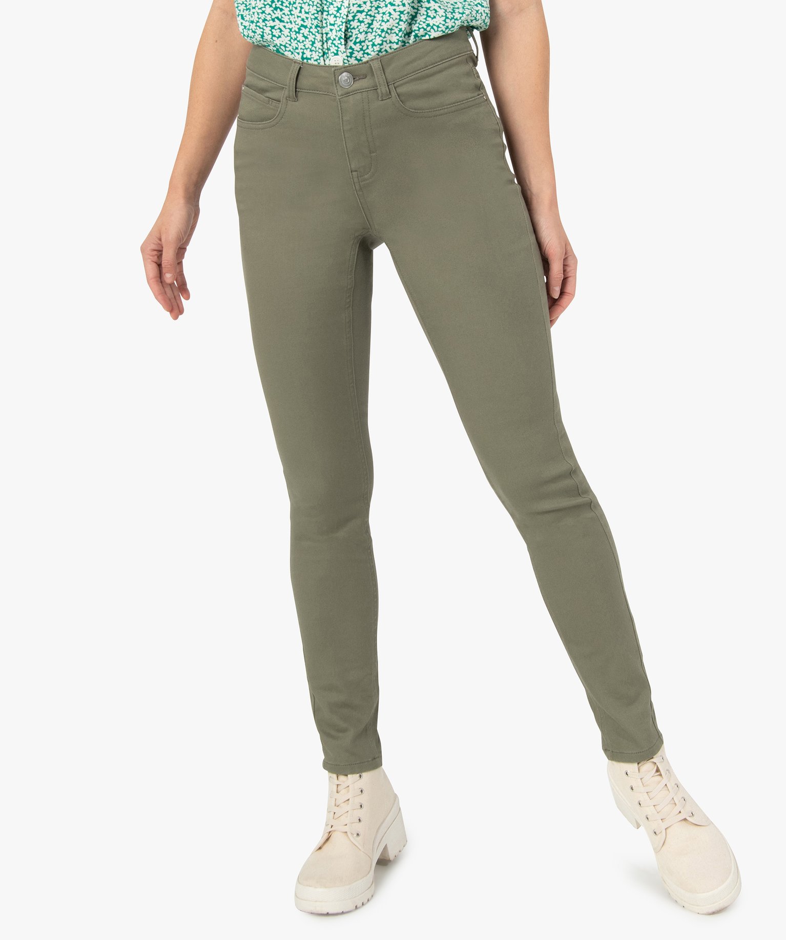Pantalon femme coupe slim en toile extensible vert clair | GEMO