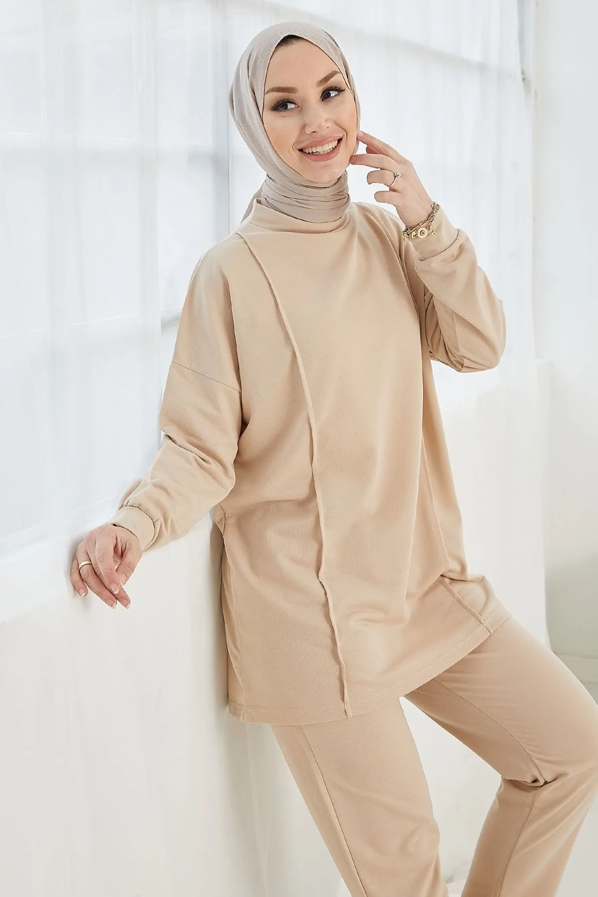 InStyle  Alsela Zweiteiliger Anzug mit Paspelierung – Beige