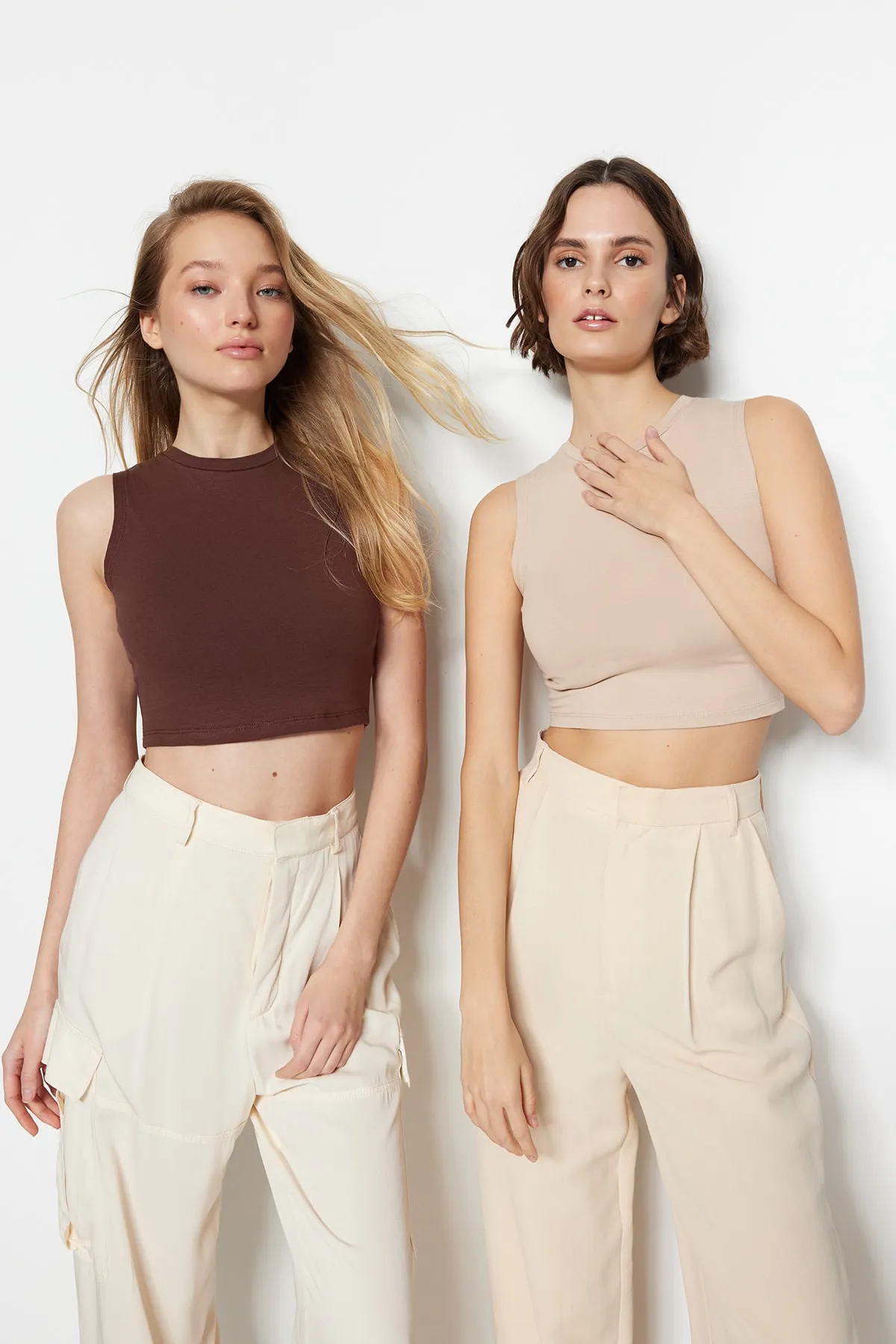 Trendyol Collection  Unterhemd - Braun - Slim Fit