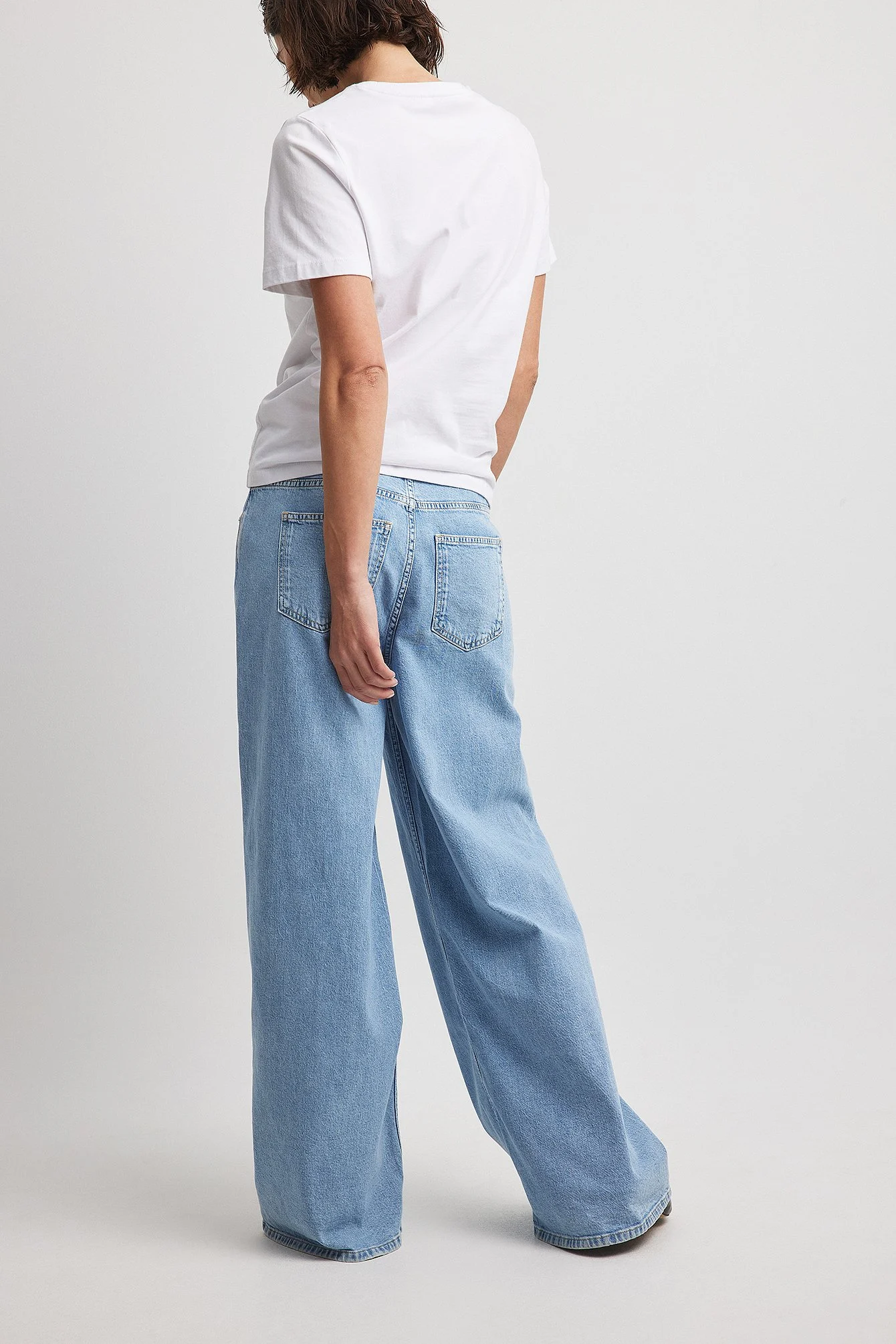 Weite Jeans mit niedriger Taille