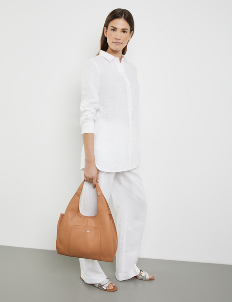 Modische Handtasche mit Kosmetiktäschchen
