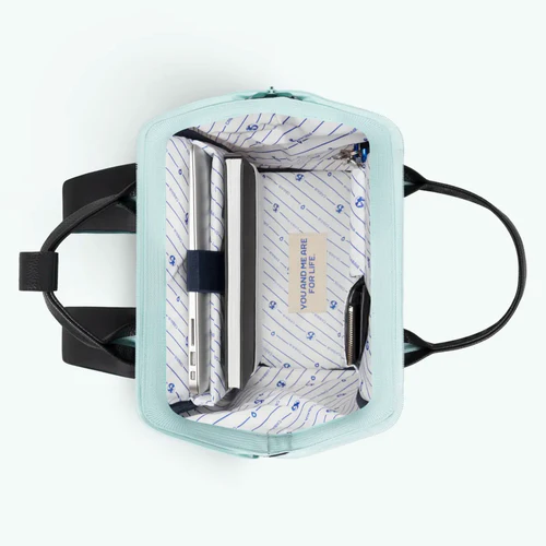 Adventurer Medium Backpack Salt Lake City black