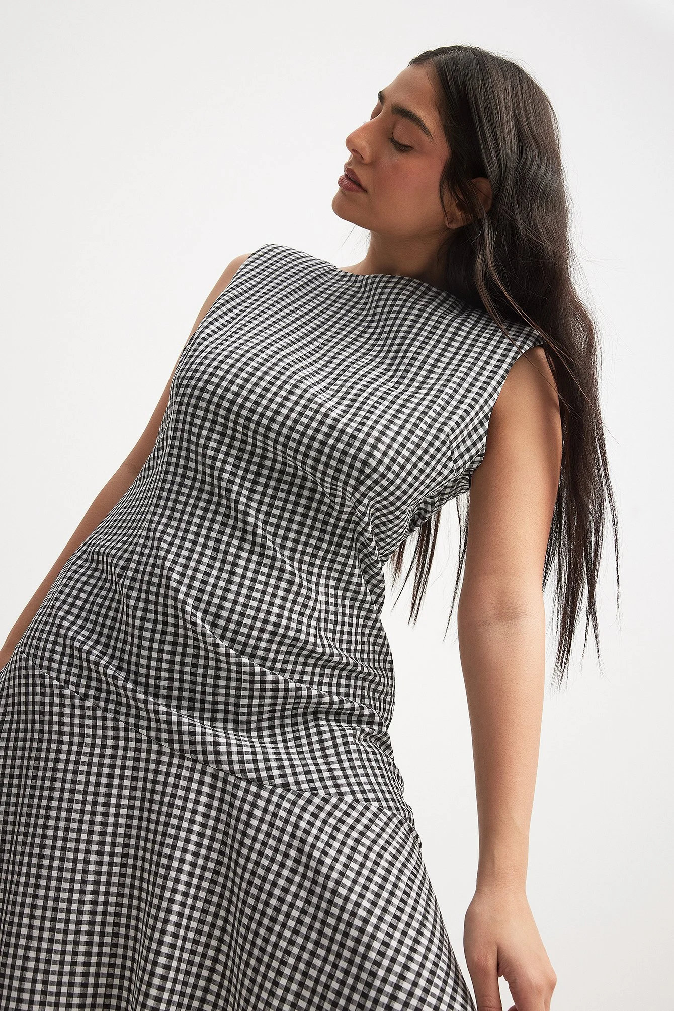 Gingham Sleeveless Midi Dress