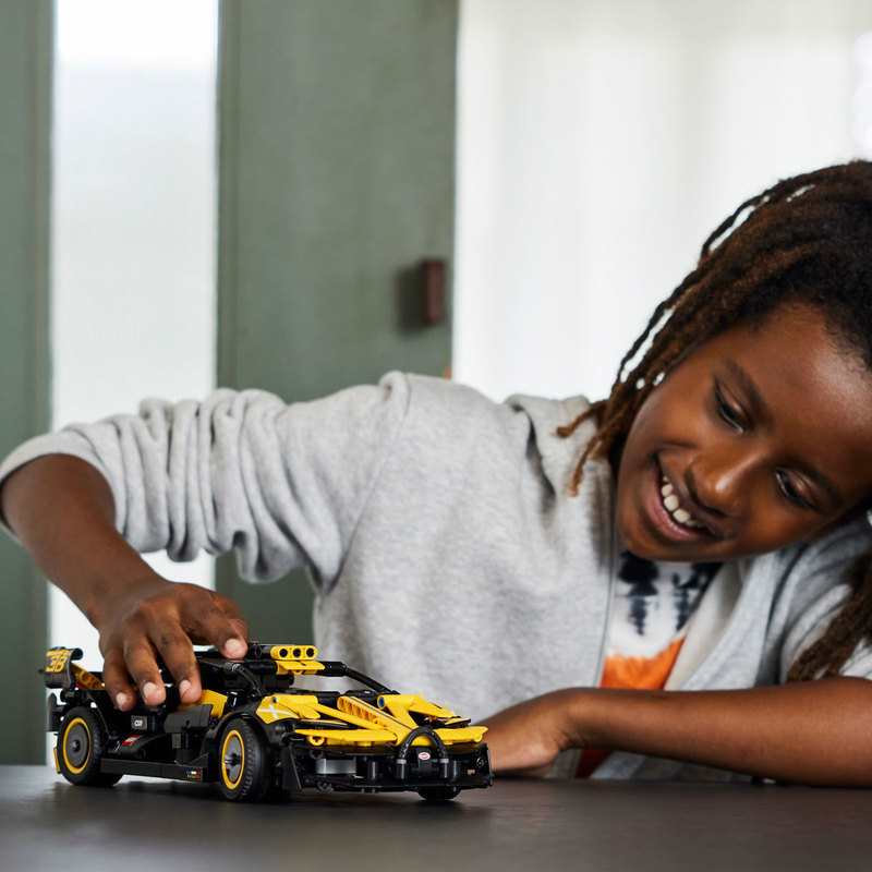 42151 LEGO Technic Le bolide Bugatti