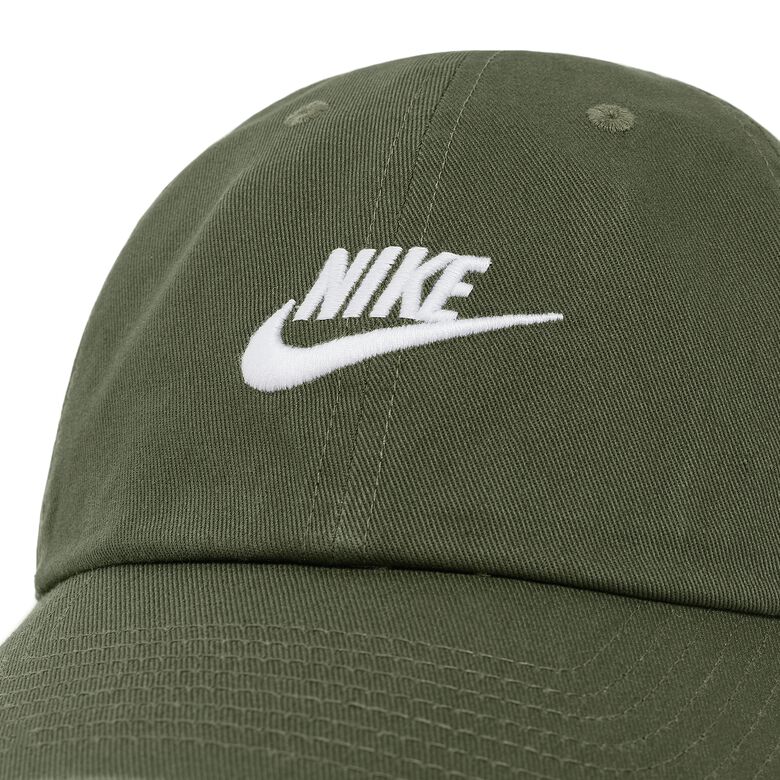 NIKE Club Cap Unstructured Futura Wash L cargo khaki/white