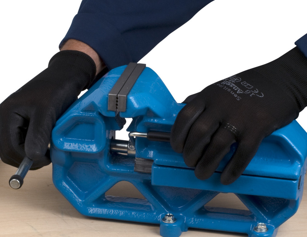 Μέγγενη Unior 621482 721Q/6 IRONGATOR με σύστημα γρήγορης απελευθέρωσης 125 mm