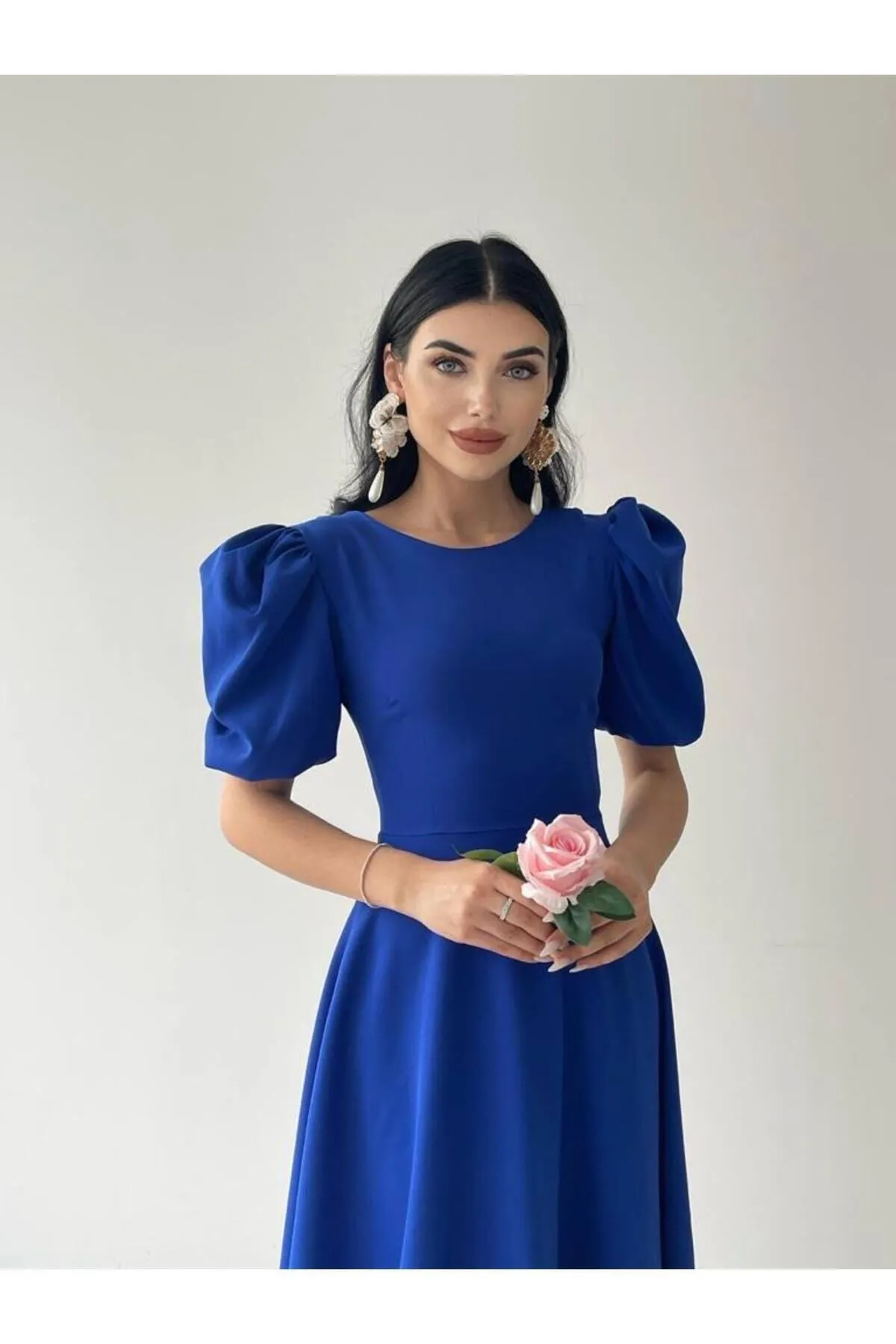 Afiş Butik  Saks – Blaues Midikleid mit Wassermelonenärmeln