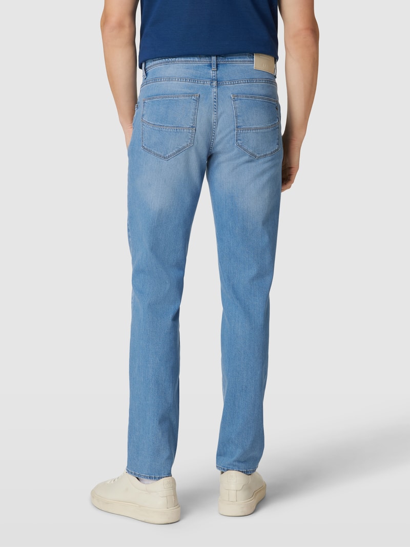 Straight Fit Jeans mit Label-Patch Modell 'Cadiz' in hellblau