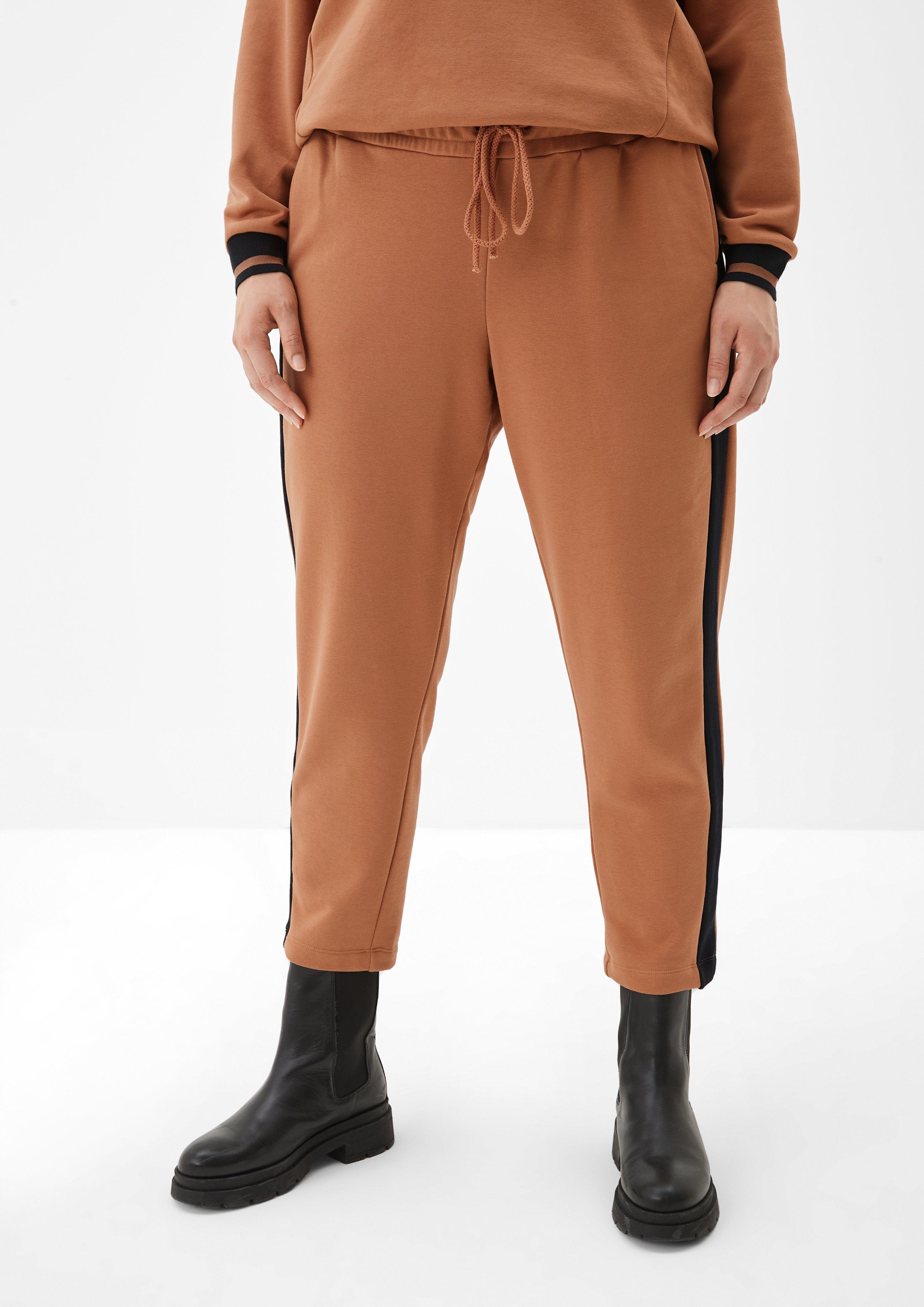 Sweatpants mit Galonstreifen  2122033-8748
