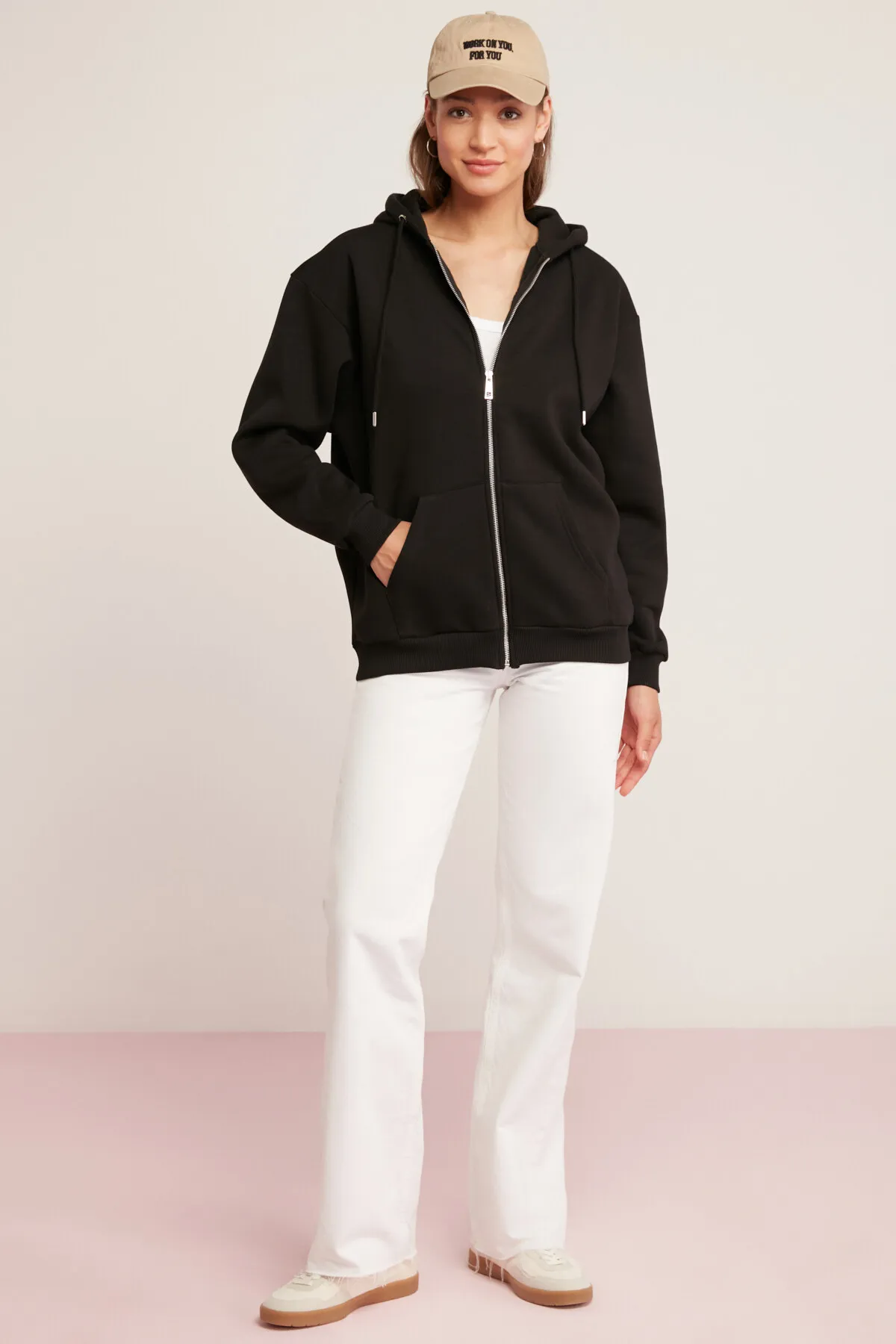 ETHIQUET  Oynx Damen-Fleece-Sweatshirt mit weicher Kapuze und Reißverschluss in Schwarz
