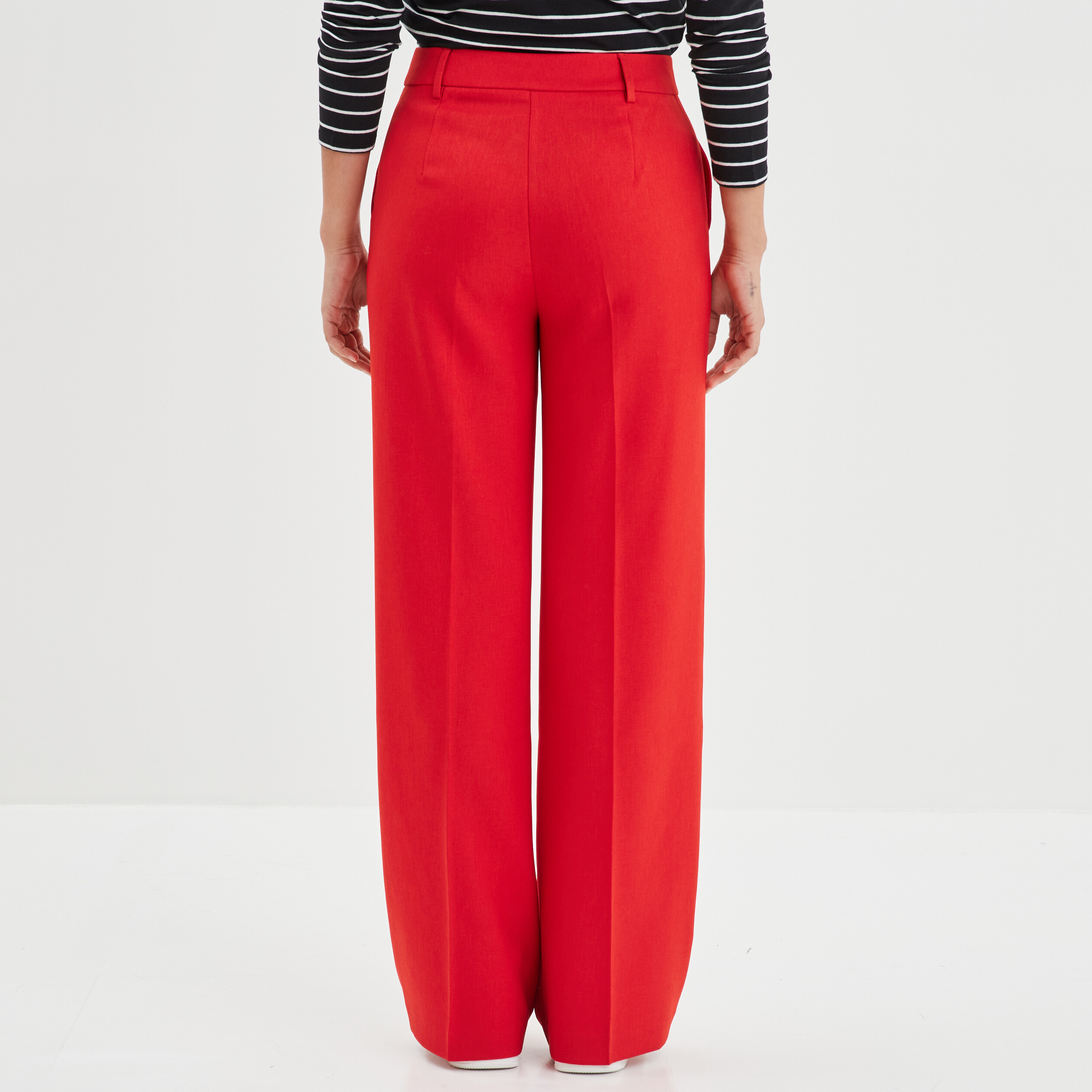 Pantalon cigarette jambe large à pinces rouge femme | La Halle