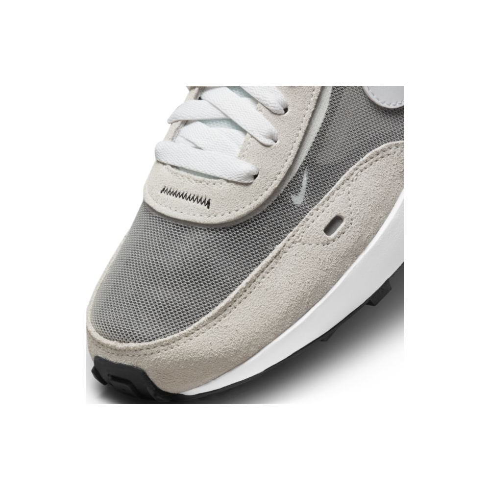 Nike Waffle One Wmns DC2533 102 / weiss