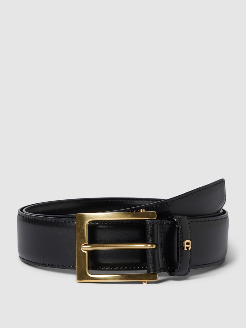 Gürtel mit Label-Applikation in schwarz