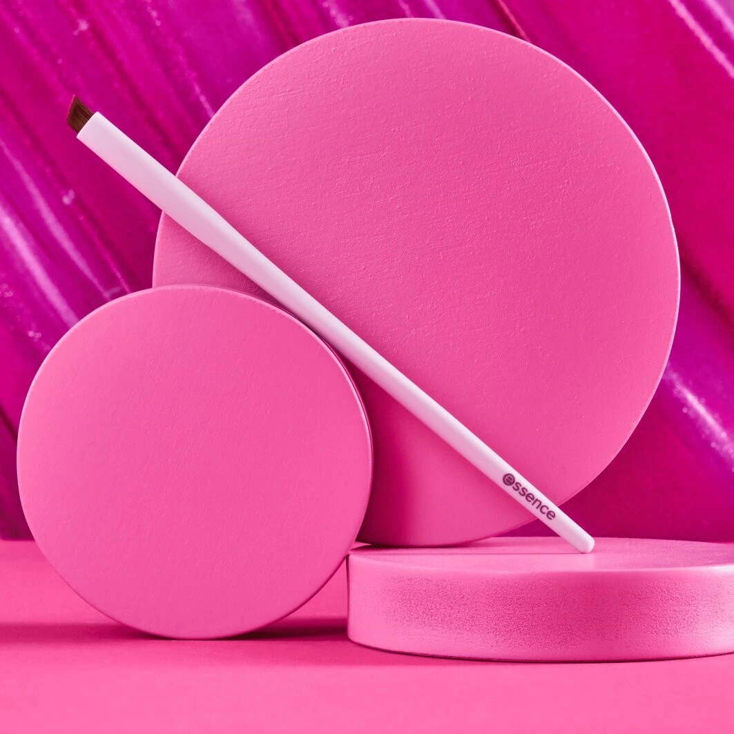 Есенција Џаст Винг Ит