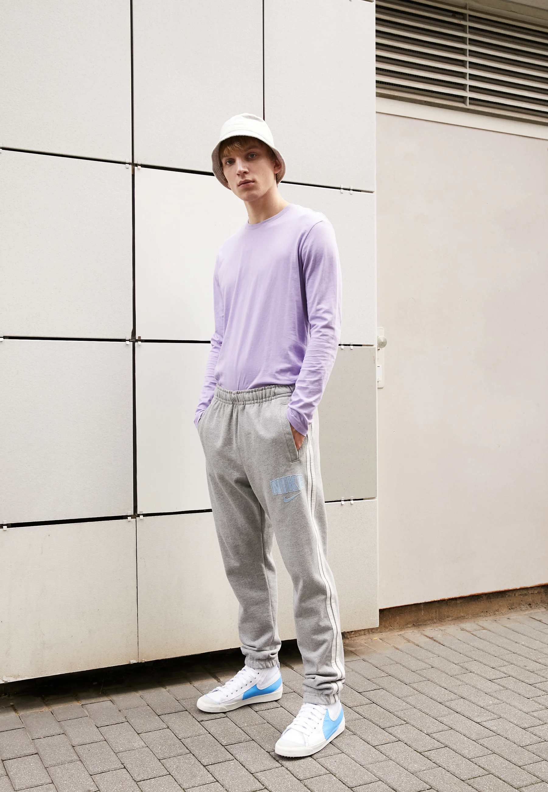 Nike Sportswear RETRO PANT - Pantalones deportivos