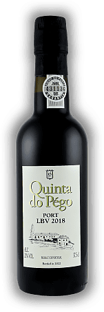 Quinta do Pégo LBV 2018 0,375 Liter Quinta do Pégo LBV 2018 0,375 Liter Das Weingut hat sich spezialisiert auf Portweine der höchsten Qualität. Jahrgang 2018 - 0,375	 Liter - Vol 20%