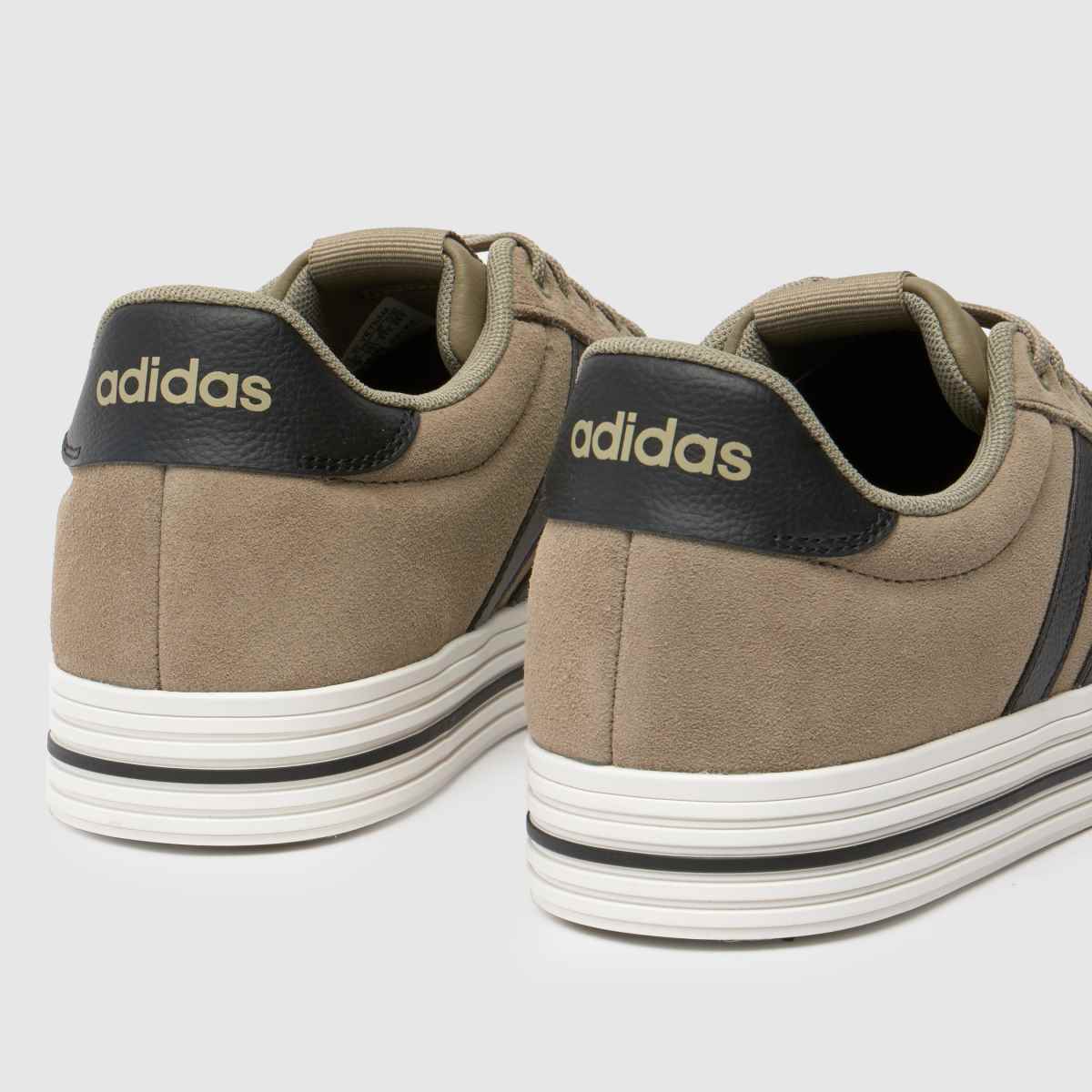 adidas Daily 4.0 cipők fekete és zöld színben