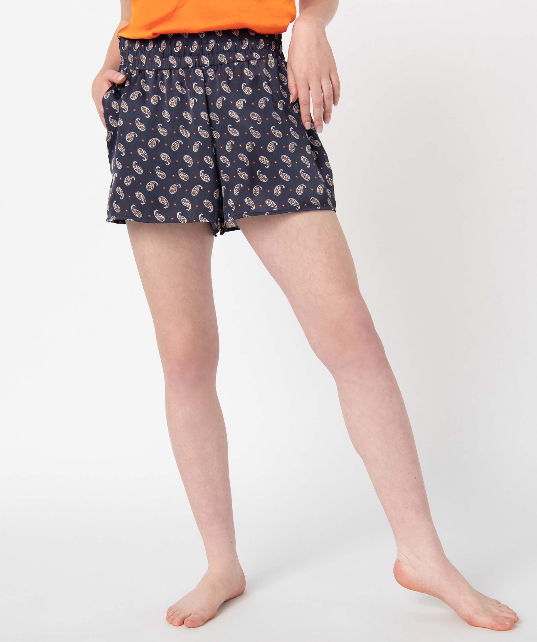 Bas de pyjama femme forme short à motifs fleuris imprime | GEMO