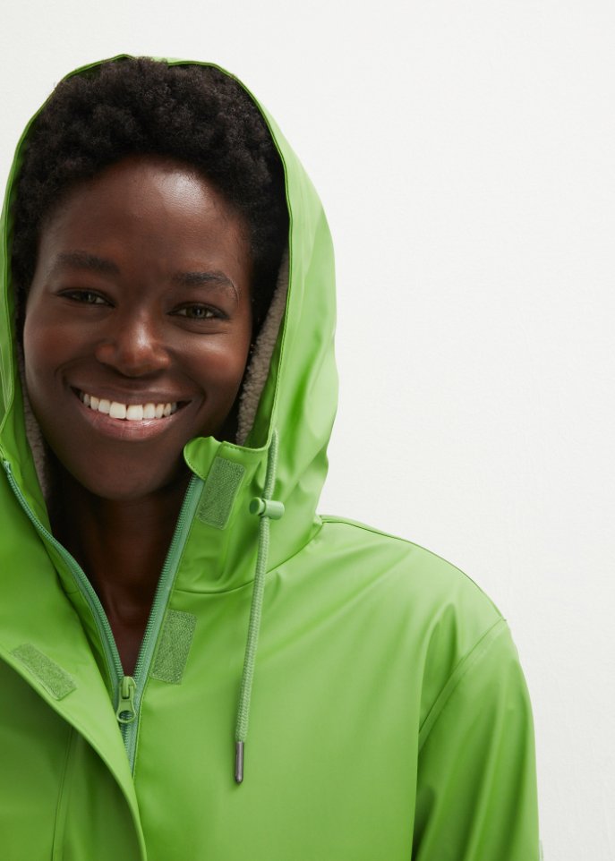 Regenjacke mit Teddyfutter aus wasserdichtem Material