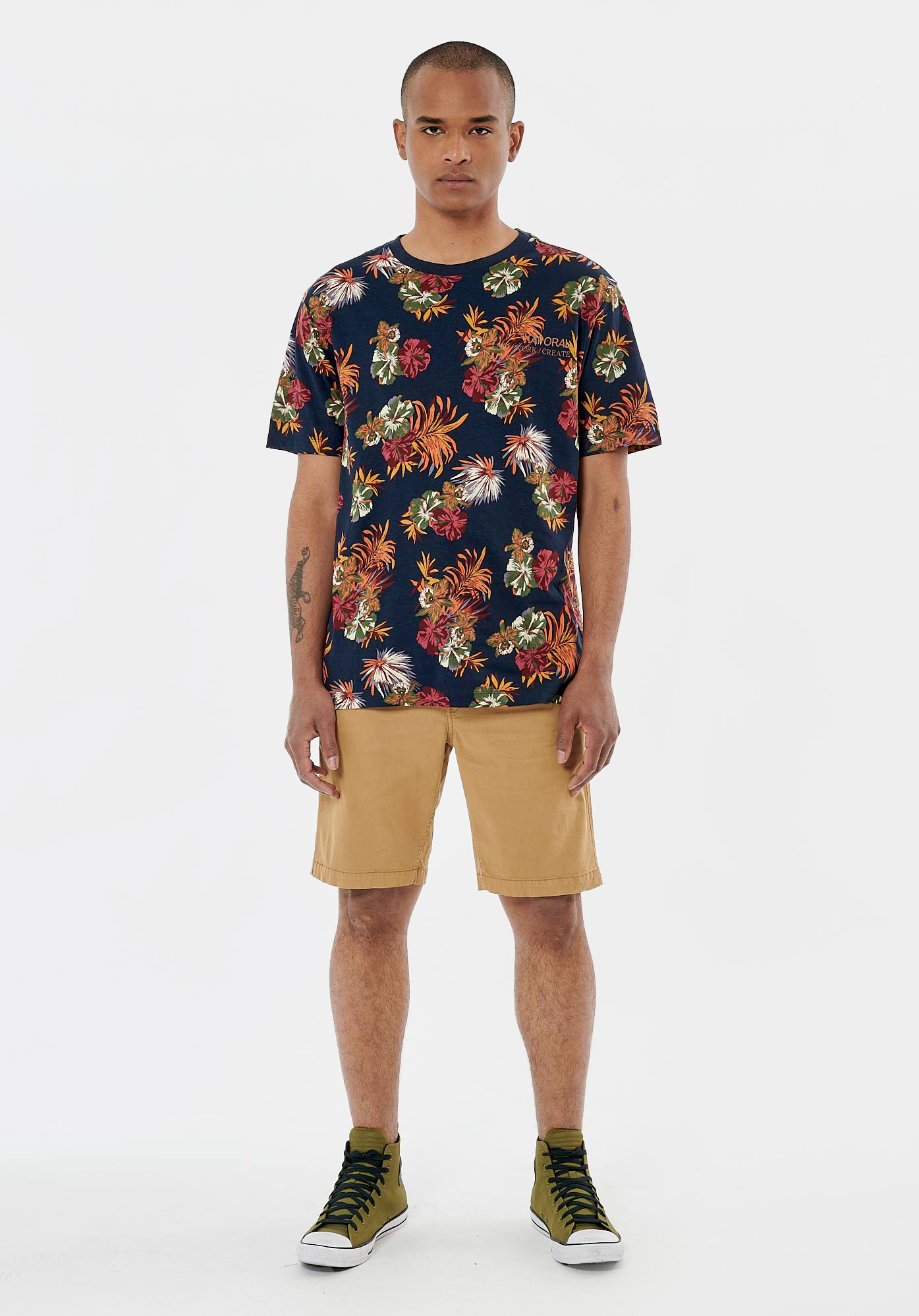 THIVU  T-shirt bleu marine fleuri homme 100% coton
