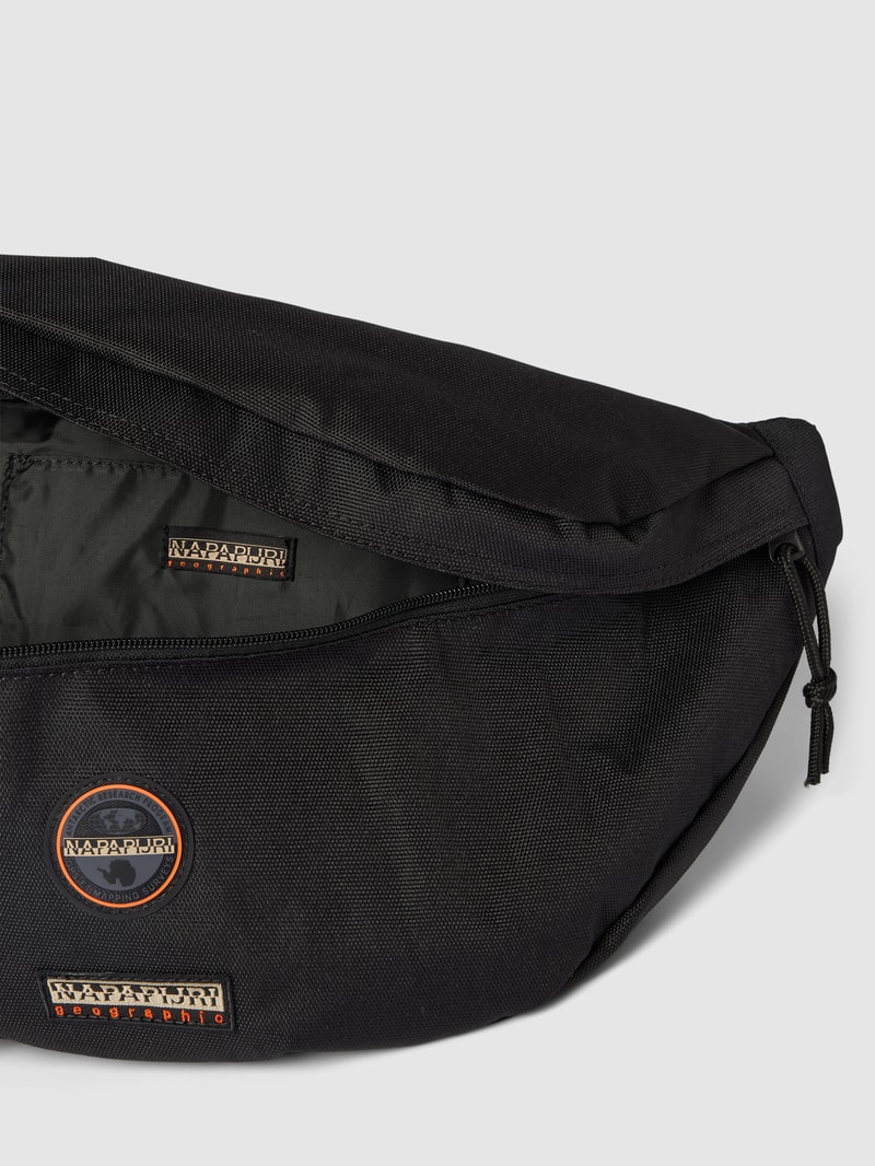 Bauchtasche mit Label-Patch in schwarz
