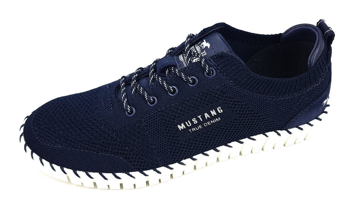 Mustang 1379301 Blau 800 blau