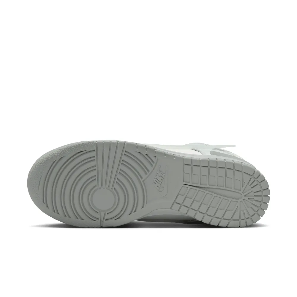 Nike Dunk Low Twist DZ2794-004 / grau