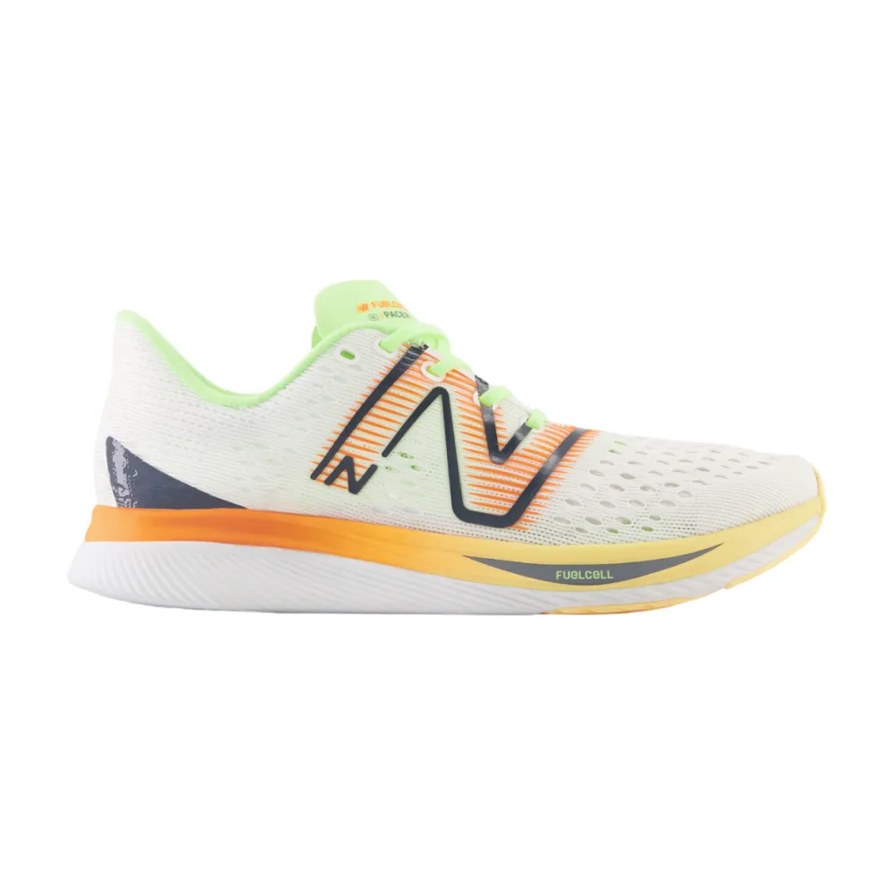 New Balance FuelCell SuperComp Pacer WFCRRBL / weiss