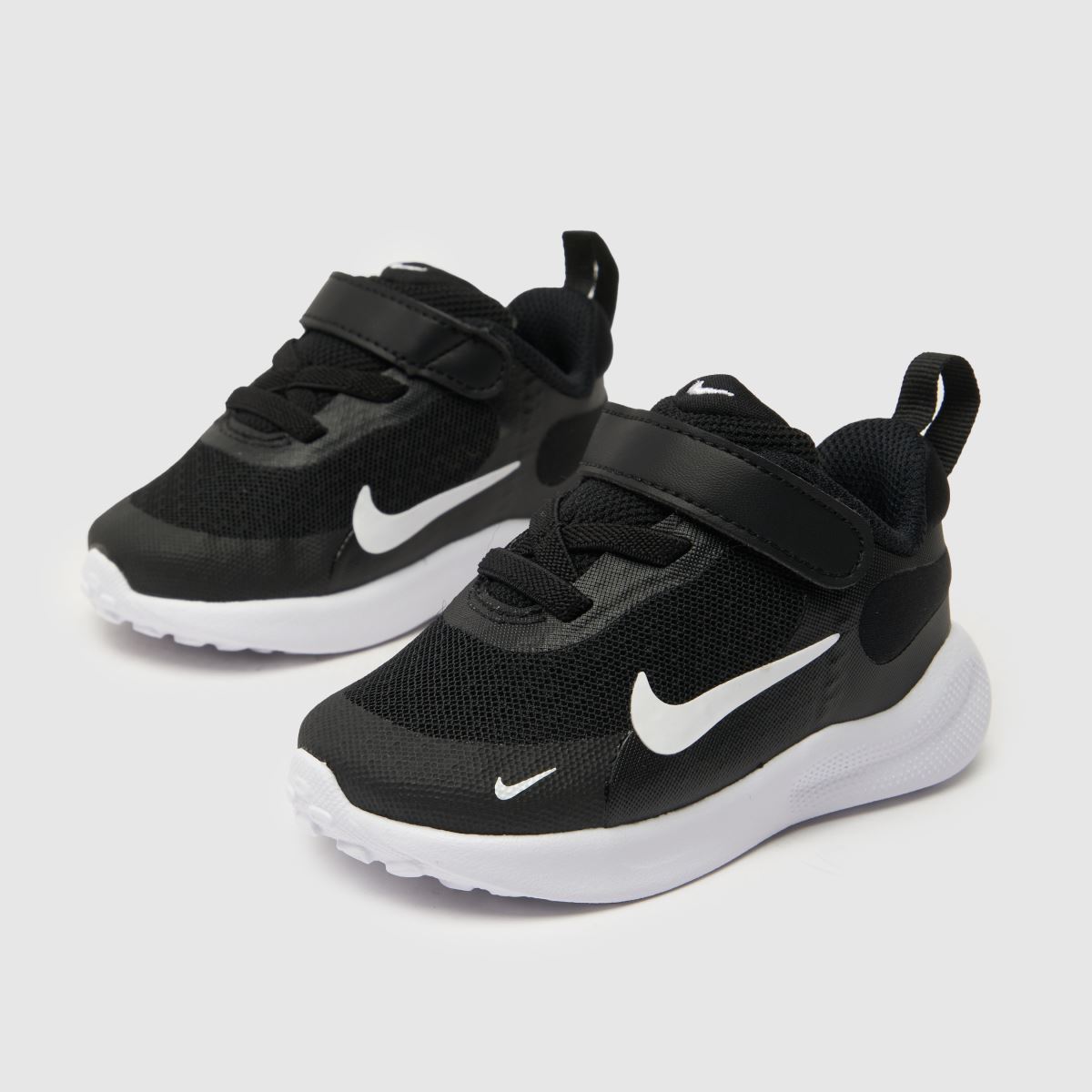 Nike fekete-fehér Revolution 7 kisgyermek cipők