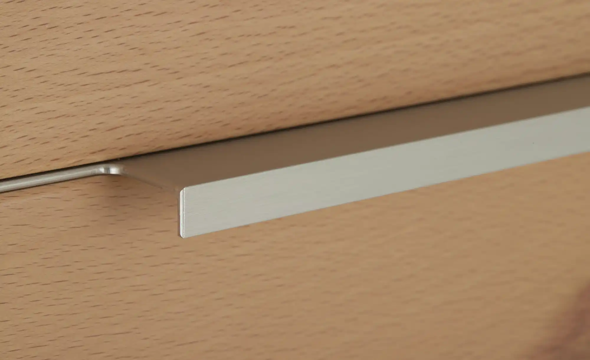 Garderobenschrank