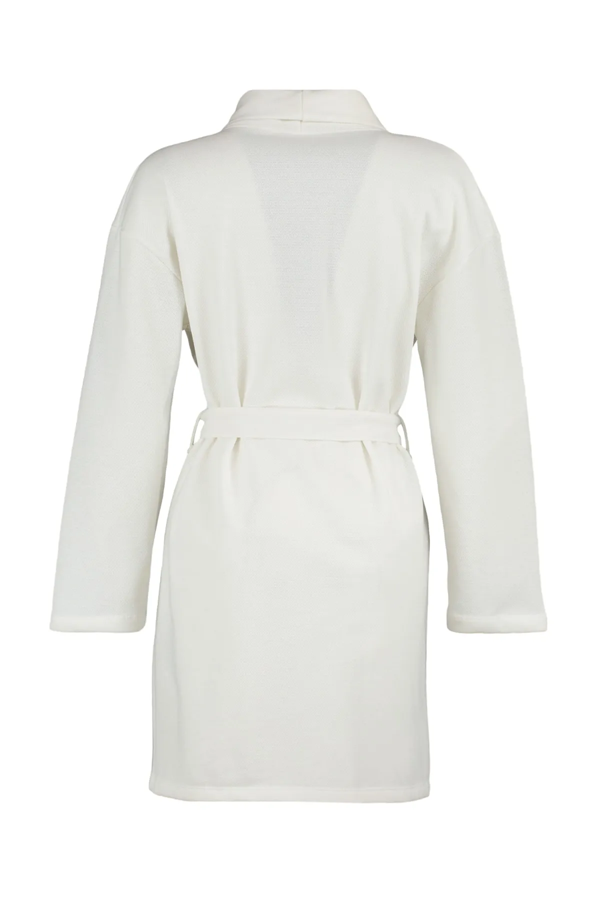 Trendyol Collection  Ecrufarbener Morgenmantel aus strukturiertem Strick mit Gürtel THMAW23SB00002
