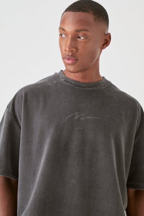 Man Oversize Velour T-Shirt & Shorts Set