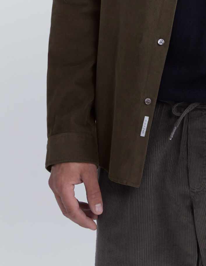 Chemise REGULAR kaki en velours milleraies Homme
