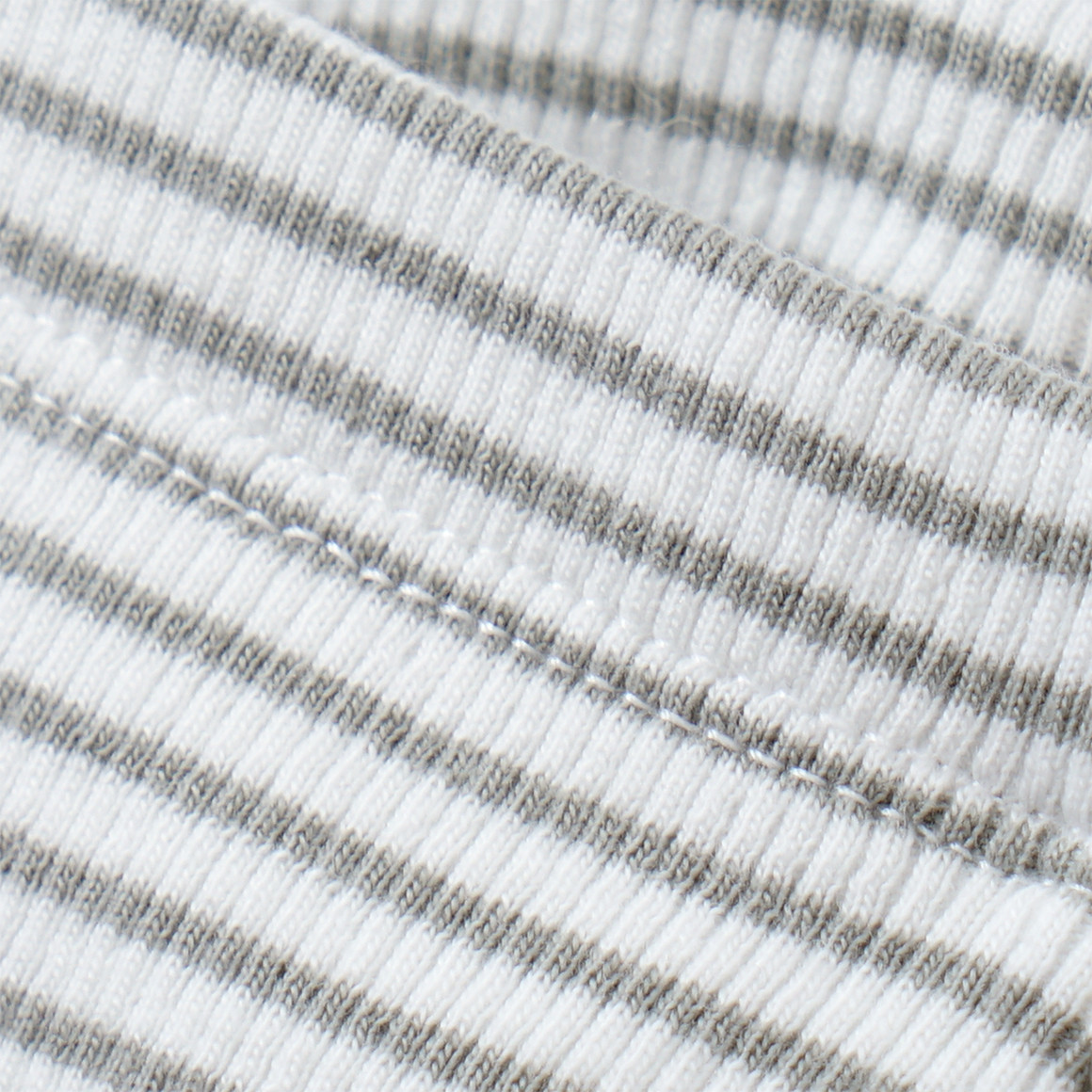 Newborn Sweatshirt und Hose Born 2024