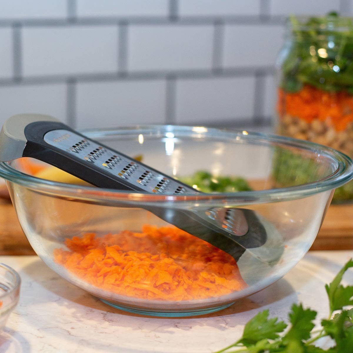 Microplane Küchenreibe Specialty, Edelstahl, Schüsselreibe sehr grob