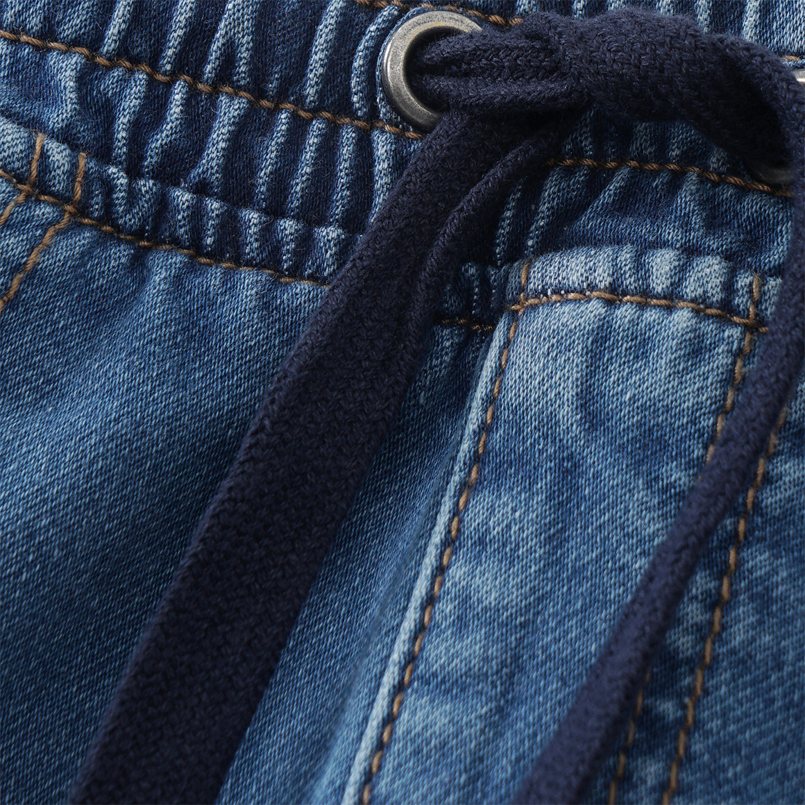 Jungen Pull-on-Jeans mit Tunnelzug