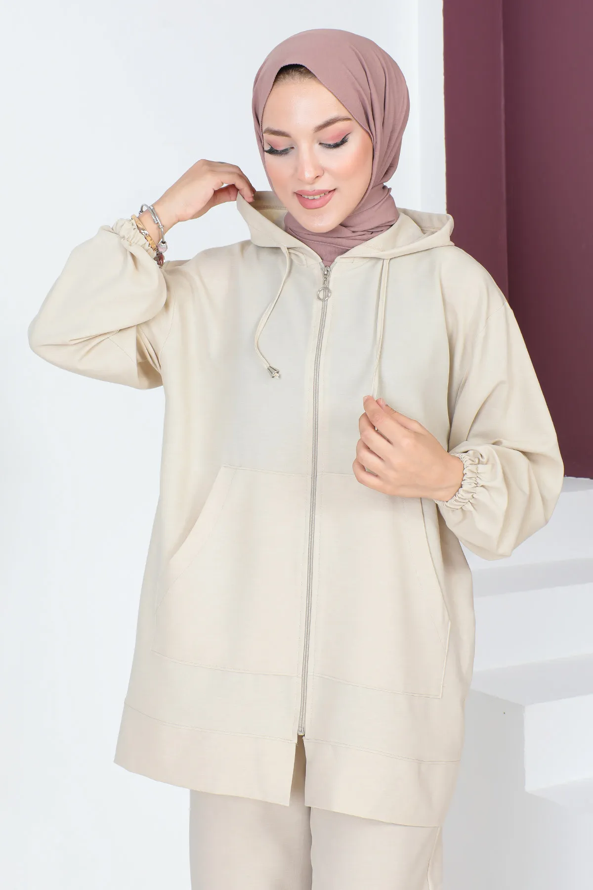 Tesettür Dünyası  Doppelanzug mit Kapuze TSD230703 Beige