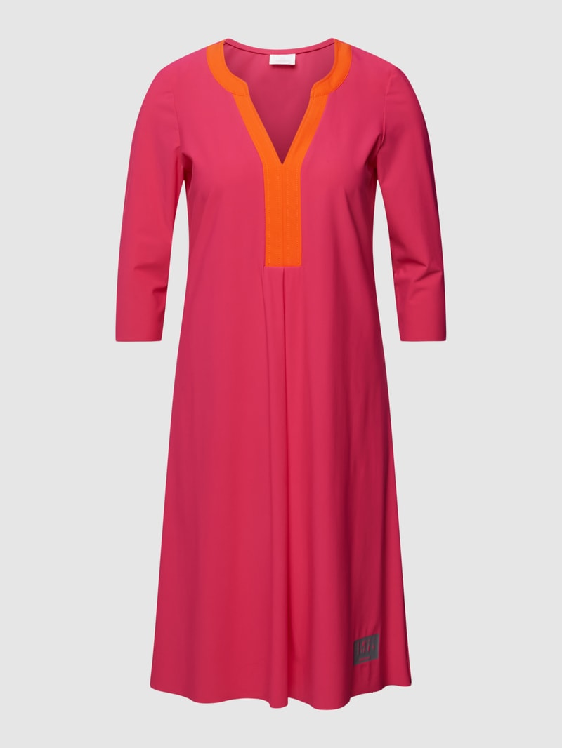 Knielanges Kleid mit Tunikakragen Modell 'SANAA' in pink