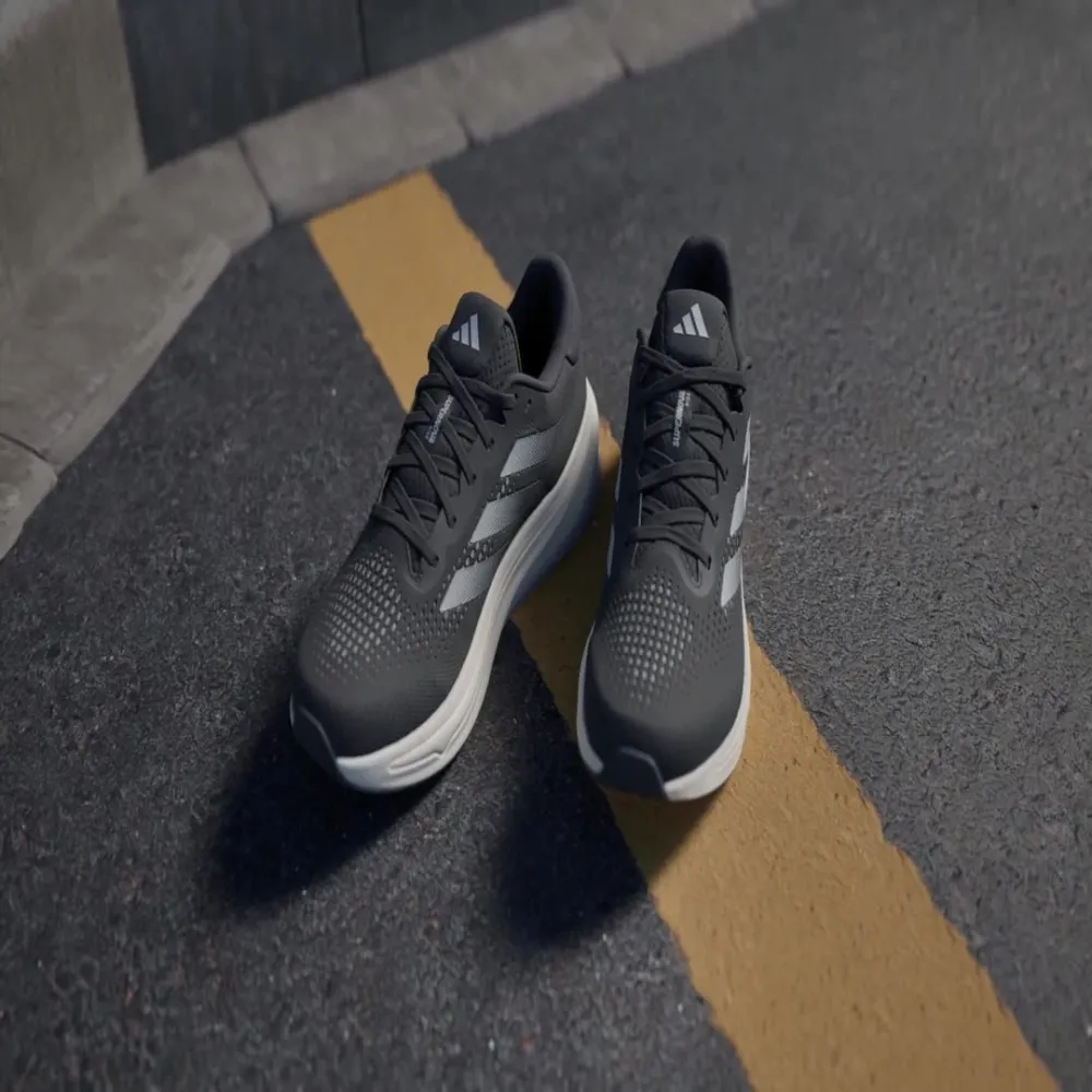 adidas SUPERNOVA RISE IG5844 / schwarz