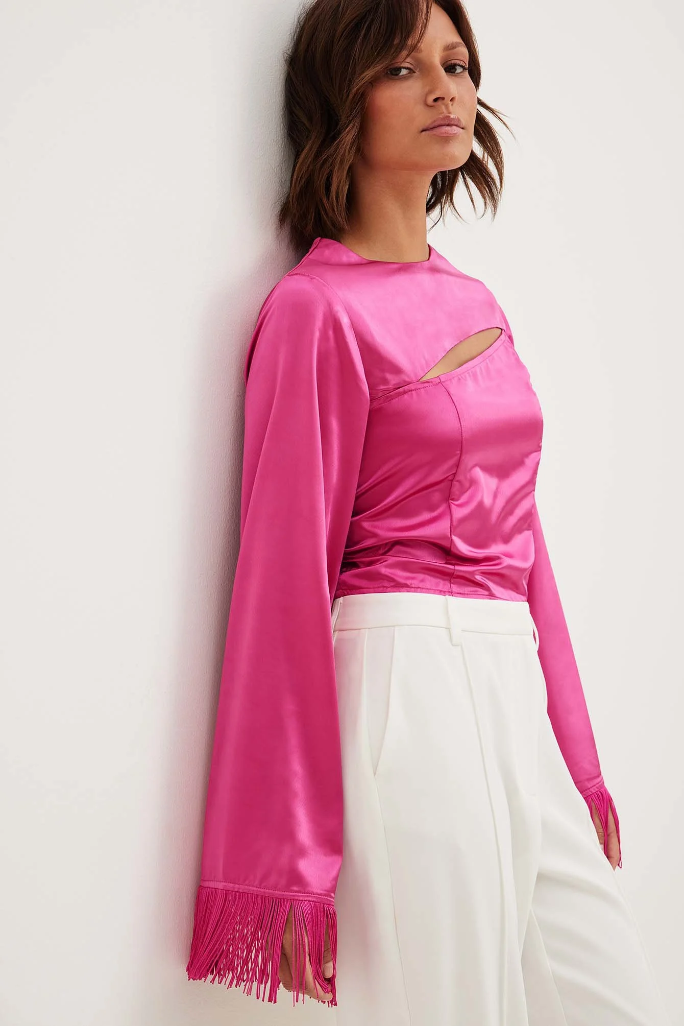 Bluse mit einem Ausschnitt-Detail und Fransen-Details