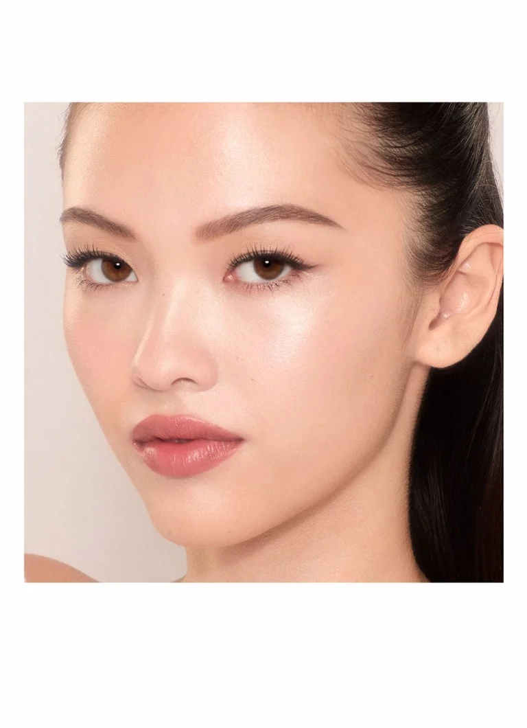 Fond de ten hidratant Charlotte Tilbury Unreal Skin Sheer Glow Tint - Stick