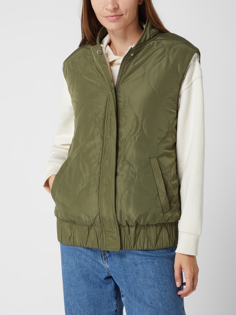 Wendeweste aus Teddyfell in khaki