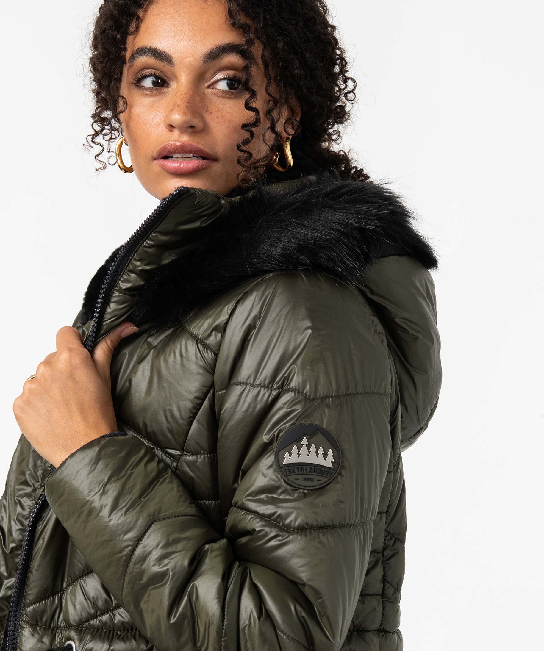 Blouson femme matelassé avec capuche doublée peluche kaki | GEMO
