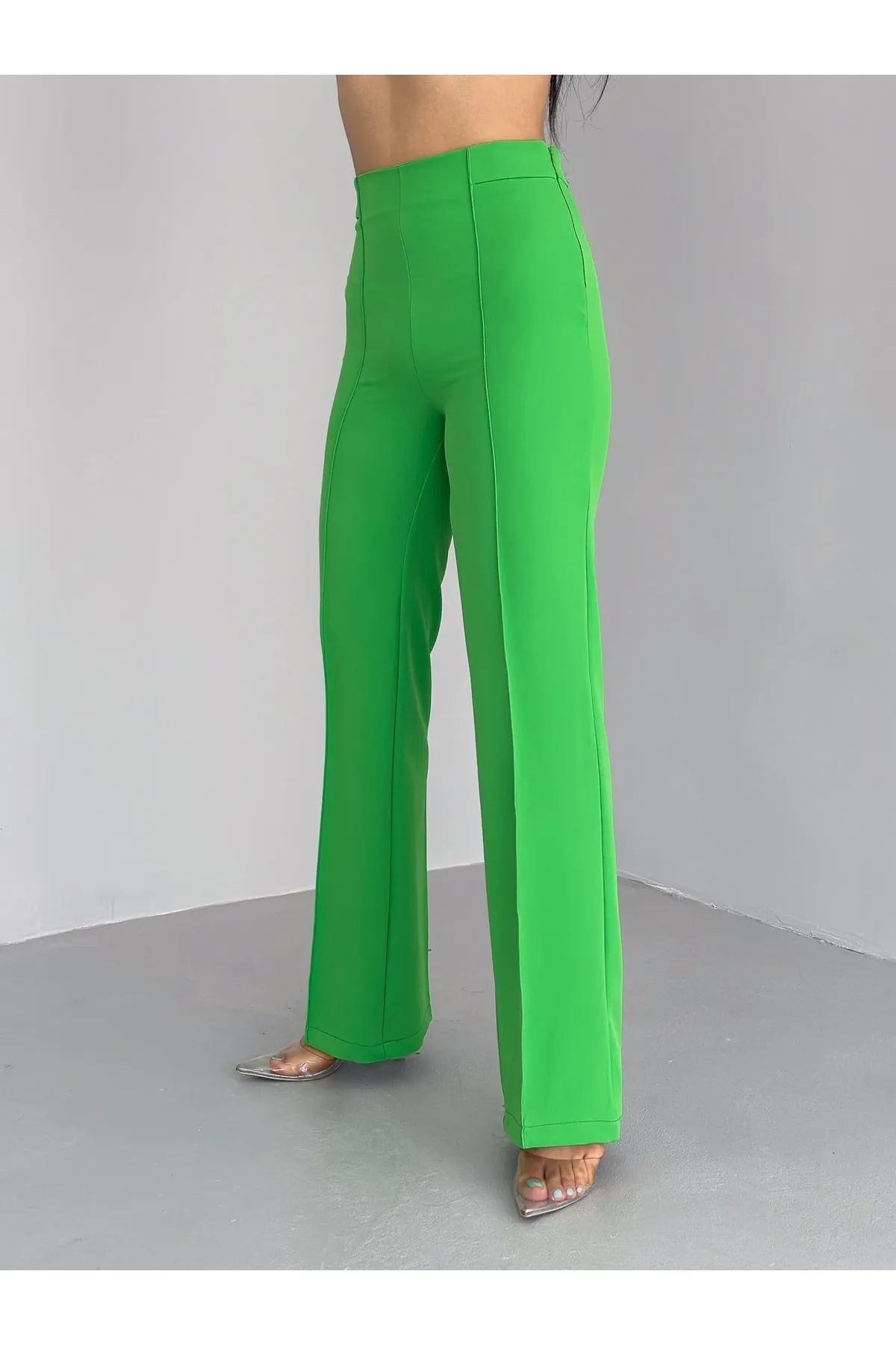 ZF BUTİK  Set aus Jacke und Hose mit Gürtel