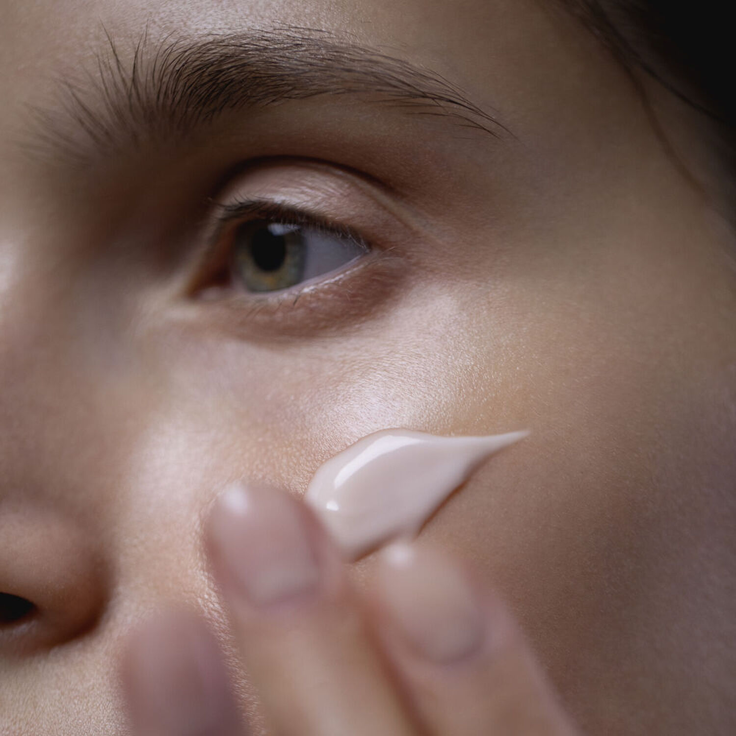 Sisley Baume en Eau à la Rose Noire Soin Quotidien Visage Repulpant Éclat