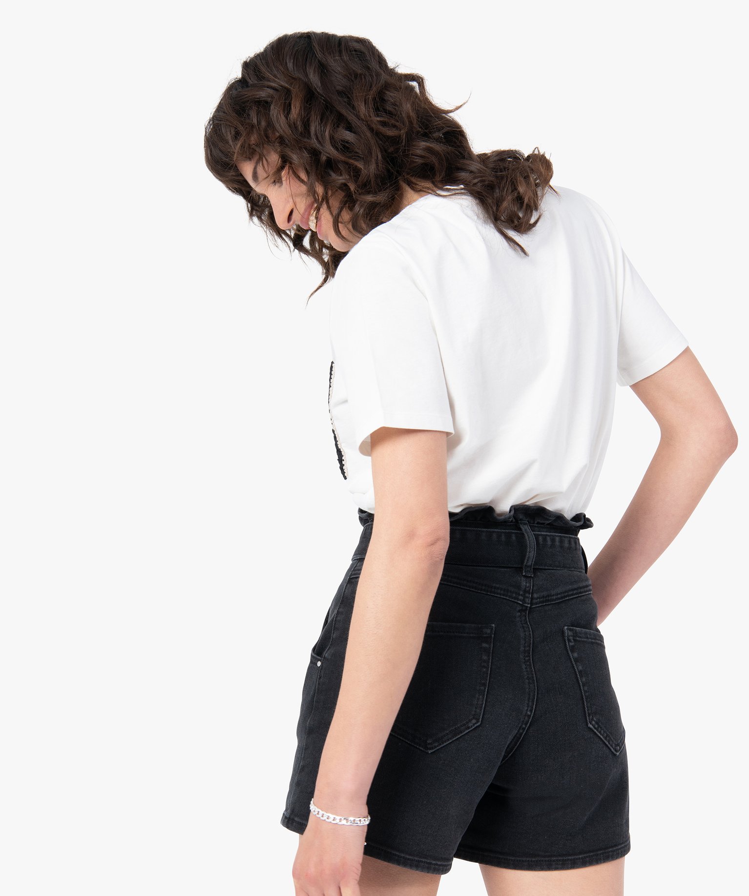 Tee-shirt femme à manches courtes avec poche poitrine brodée blanc | GEMO