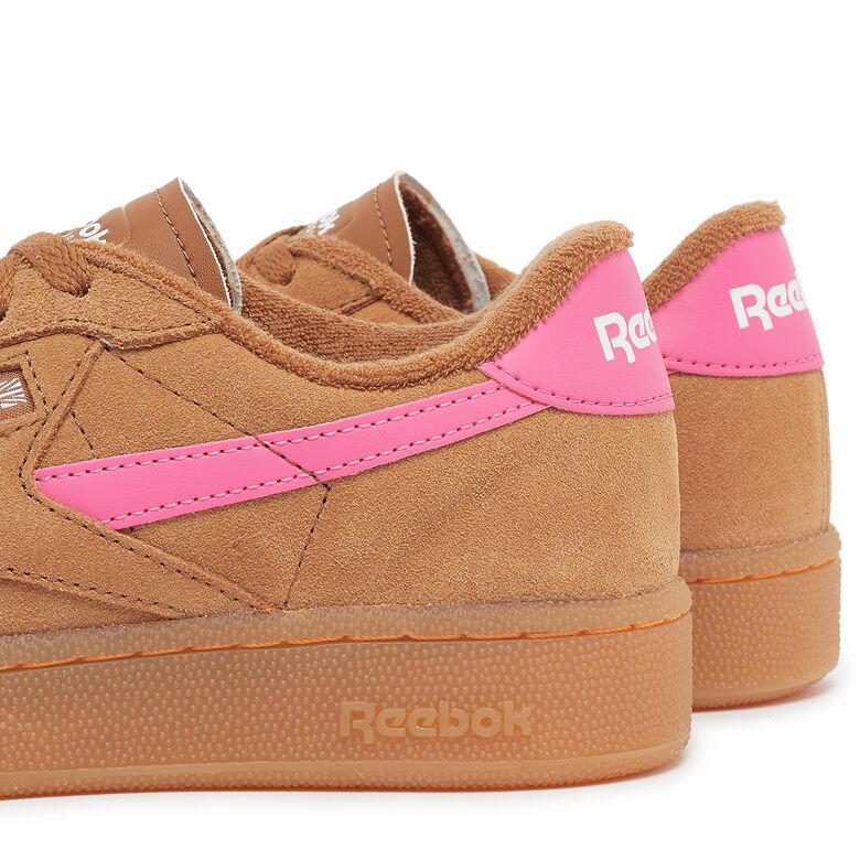 Reebok Wmns Club C Grounds UK wildbrown/gum/truepink