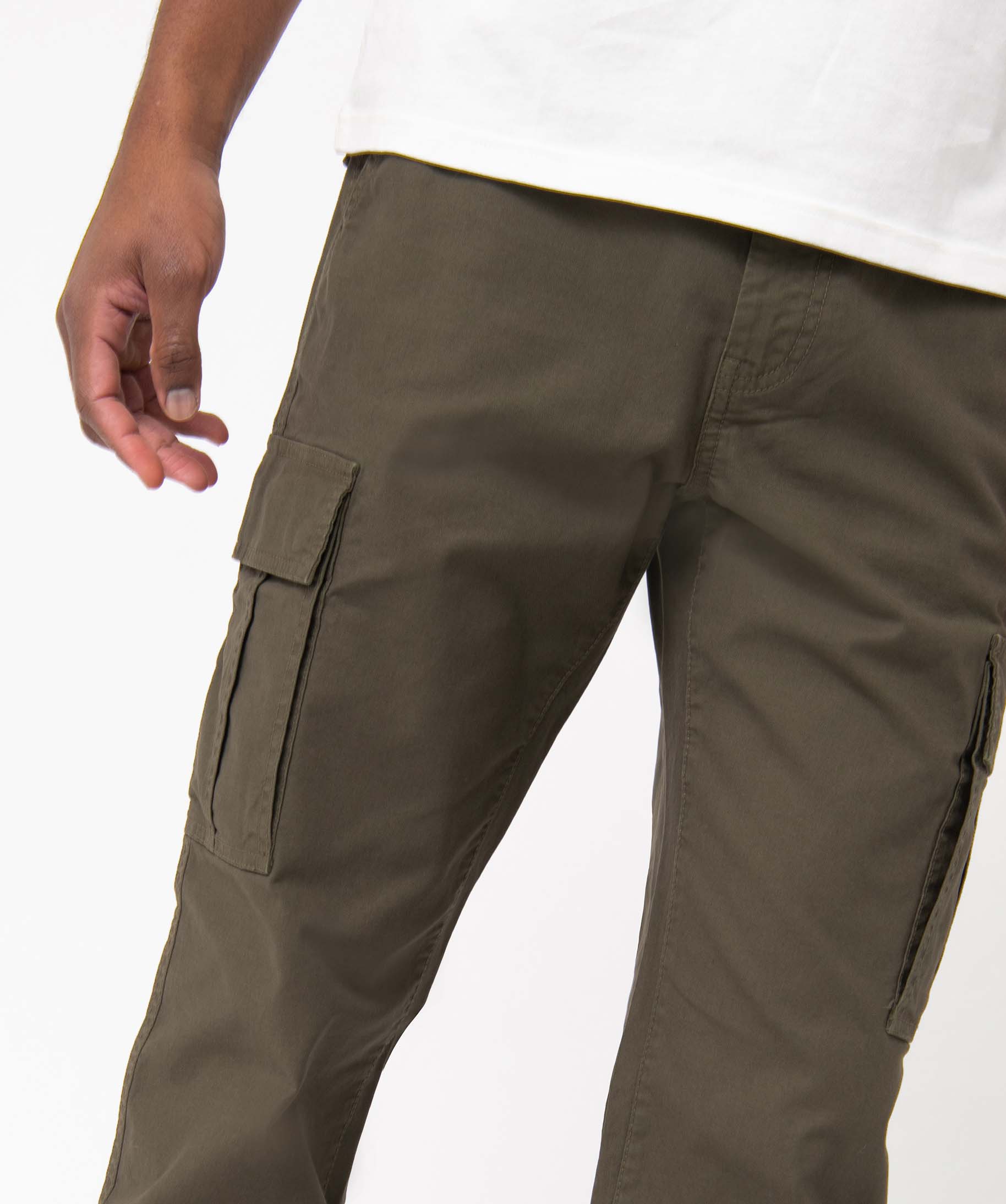 Pantalon homme coupe cargo en coton stretch kaki | GEMO